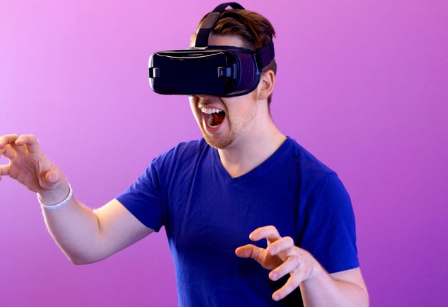 user using vr